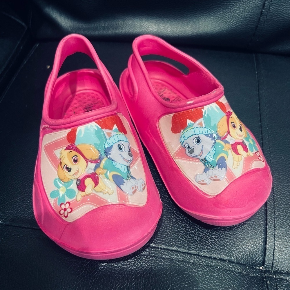 PAW PATROL Slip On Rubber Shoes Clog size M (7/8) Girls